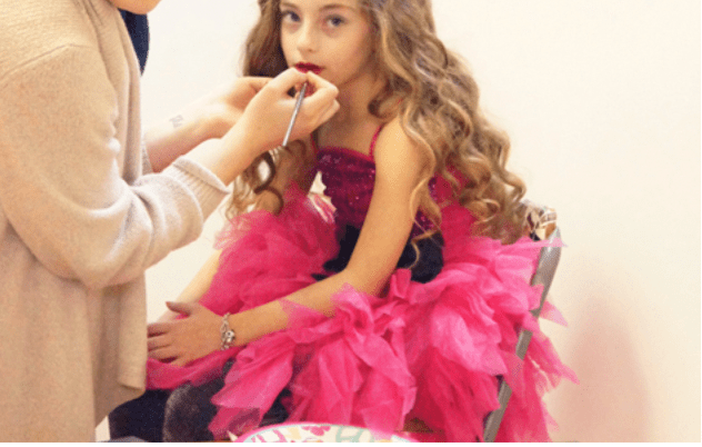 Kids fashion and make up lessons in NYC